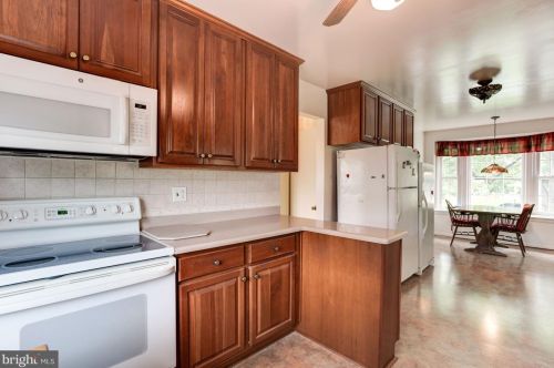 13111 Fernedge Rd, Silver Spring MD 20906-5302 exterior