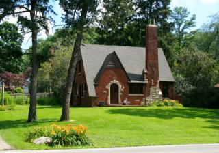 1623 Outer Park Dr, Springfield IL  62704-4349 exterior