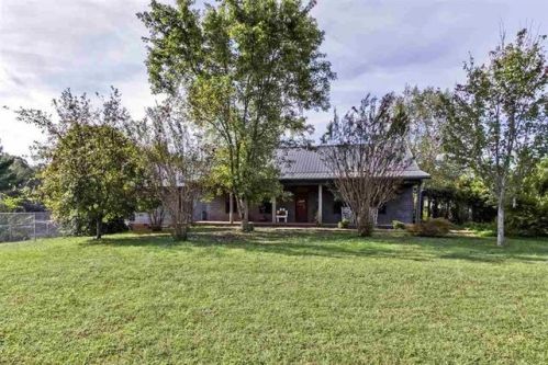 834 Highway 39, Athens, TN 37303-6465