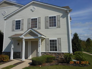 2309 Silverstone Dr, Carpentersville, IL 60110-3801