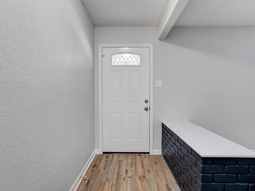 5605 Wimbleton Way, Fort Worth, TX 76133-2814