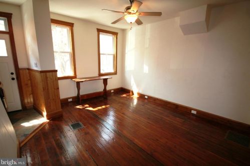 1125 Carpenter St, Philadelphia PA  19147-3705 exterior