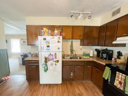 9675 Adair Ct, Cincinnati OH 45251-2109 exterior