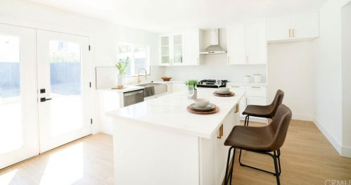 4102 Old Mill St, Irvine CA  92604-2232 exterior