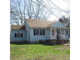 16 Plymouth St, Middletown CT  06457-4208 exterior