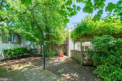 434 Lakeview Ave, Tavistock NJ  08033-1612 exterior