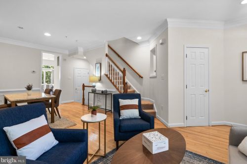 8509 2 Ave, Silver Spring MD 20910-2149 exterior