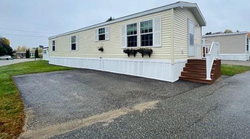 16 Tuna Ter, Portsmouth, NH 03801-2022