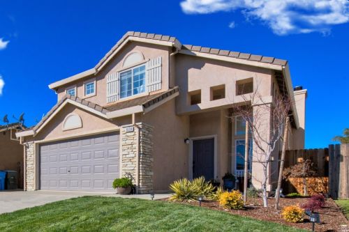 1039 Cloverbrook Cir, Vacaville, CA 95687-7912
