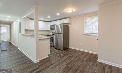 5820 Miles Rd, Atlanta GA  30349-1276 exterior