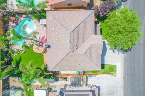 1746 Fir Dr, Los Banos CA 93635-5236 exterior