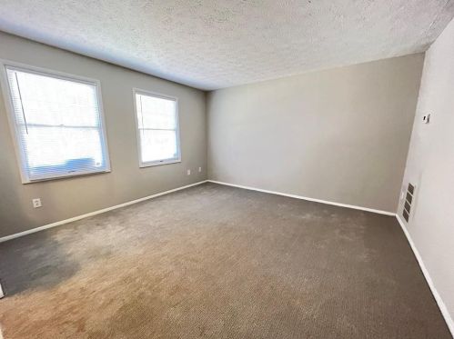 8835 Long Beach Cir, Atlanta GA  30350-2208 exterior