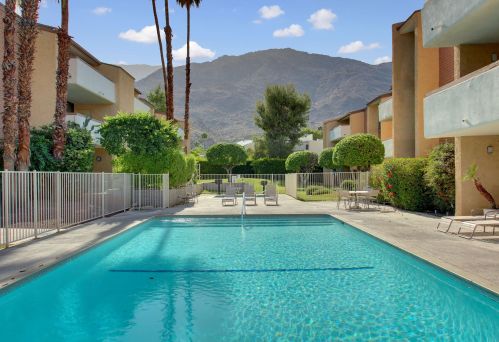 251 La Verne Way, Palm Springs, CA 92264-0503