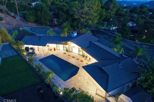 3001 Cloudcrest Rd, Glendale CA  91214-1304 exterior
