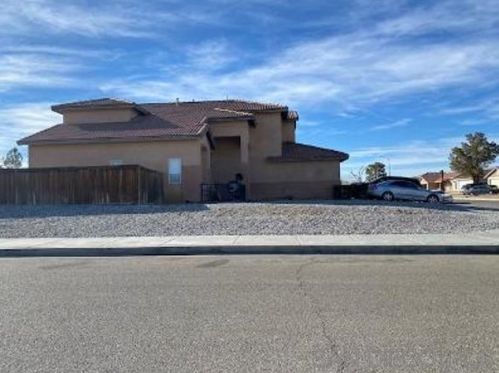 11399 Begonia Rd, El Mirage, CA 92301-4289