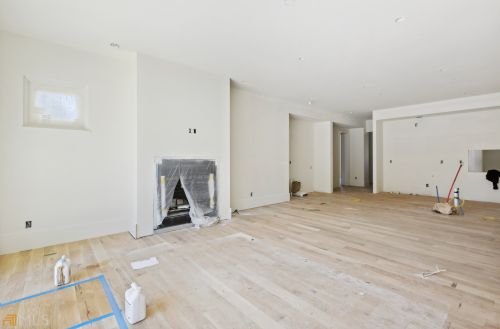 454 Beverly Rd, Atlanta GA  30309-2731 exterior