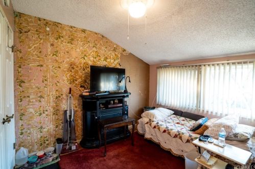 2908 Elmlawn Dr, Anaheim CA  92804-3915 exterior