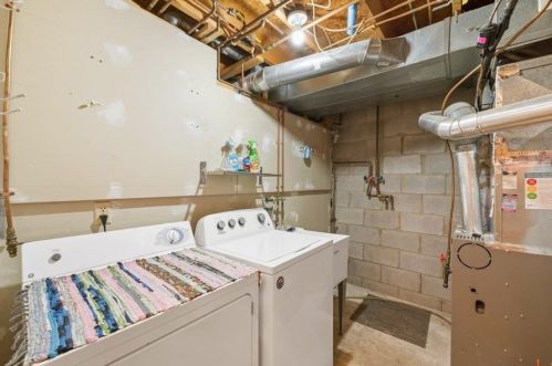 4276 Bridgewood Ter, Saint Paul MN  55127-7805 exterior