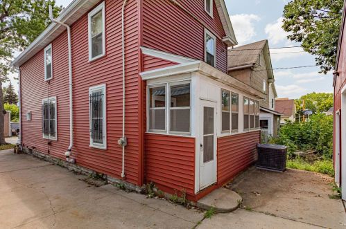 483 Hopkins St, Saint Paul MN  55130-4411 exterior