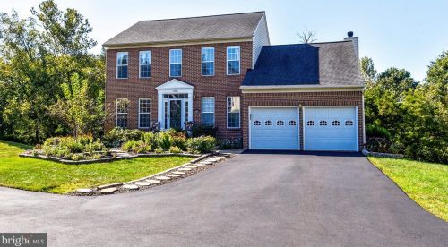 12926 Cedar Glen Ln, Herndon, VA 20171-2951