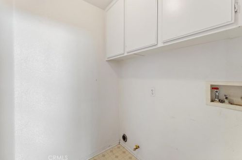 7642 Northrop Dr, Riverside CA  92508-6074 exterior