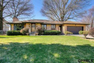 216 Bellevue Blvd, Bellevue, NE 68005-4948
