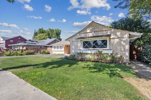 6646 Mammoth Ave, Van Nuys, CA 91405-4812