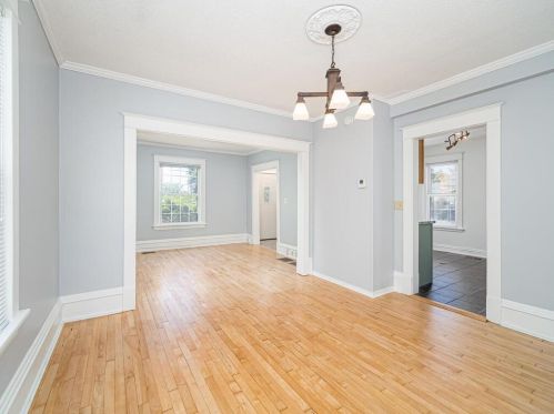 464 Earl St, Saint Paul MN  55106-5632 exterior