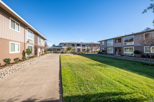 1020 Los Gamos Rd, San Rafael, CA 94903-2530
