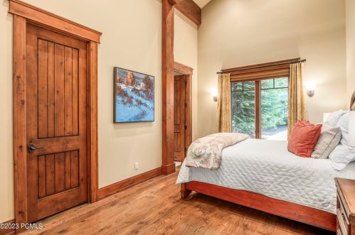 5872 Mtn Rnch Dr, Park City UT 84098-6177 exterior