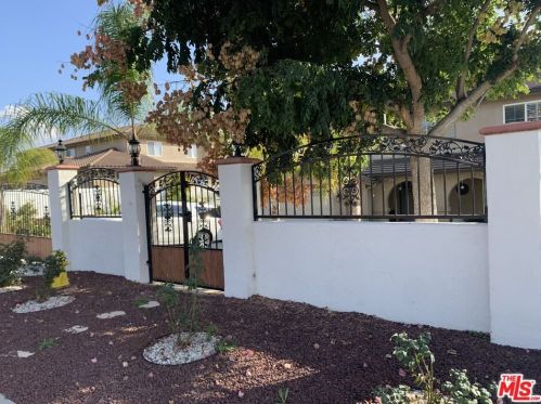 17197 Birch Hill Rd, Riverside, CA 92504-8823