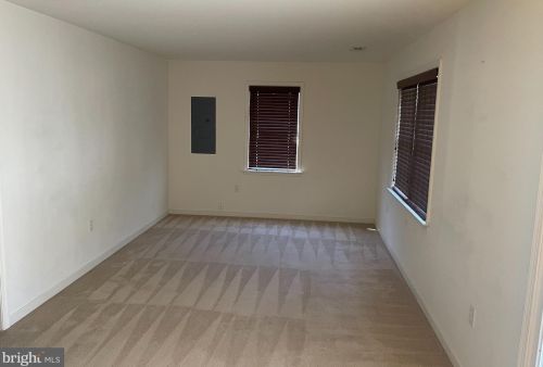 18241 Johnson Rd, Triangle VA  22172-1606 exterior