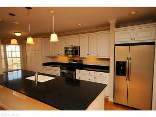 1610 Pasadena Ct, Norfolk VA  23505-2934 exterior