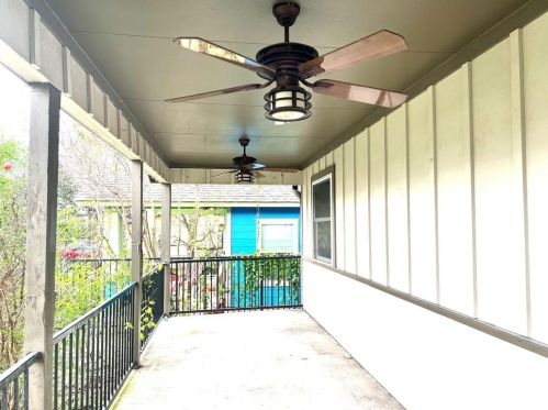 2001 10th St, Austin TX  78702-3409 exterior