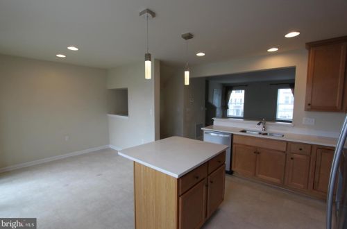 440 Rumbling Rock Rd, Hedgesville WV  25427-4432 exterior