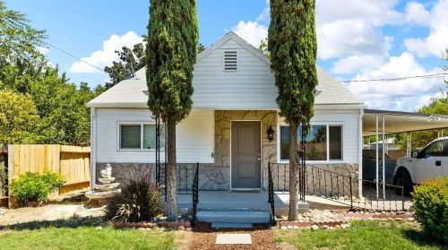 8 Sinclair Ave, Stockton, CA 95215-5132