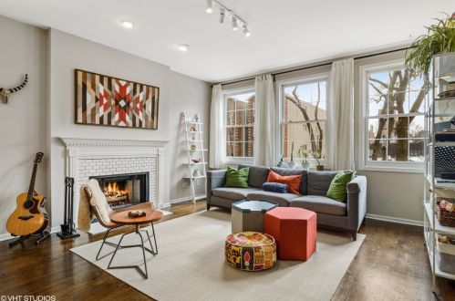 1428 Cortez St, Chicago, IL 60642-3985