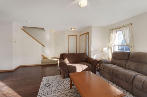 4881 Bulrush Blvd, Prior Lake, MN 55379-5812