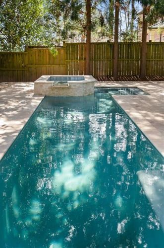 2731 Arden Rd, Atlanta GA  30327-1259 exterior