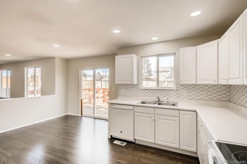 5684 Quemoy Ct, Aurora CO 80018-3133 exterior