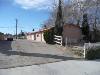 16397 Spruce St, Hesperia CA  92345-3258 exterior