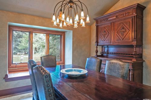 10188 Dimple Dell Ln, Sandy UT 84092-4505 exterior