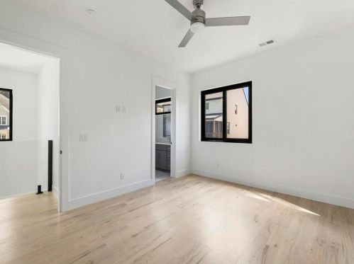 2374 Logan Cir, Atlanta GA  30318-2855 exterior