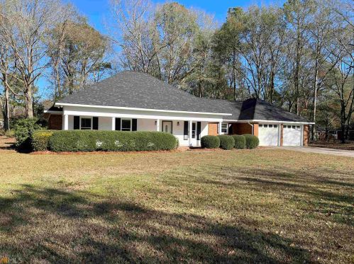 111 Hunters Way, Statesboro, GA 30461-4200