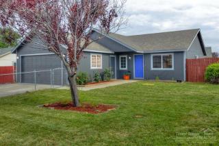 813 Quince Pl, Eagle Crest, OR 97756-1094