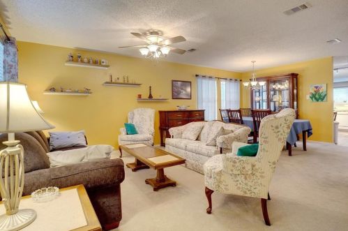 5232 Bedfordshire Dr, Fort Worth TX  76135-1437 exterior