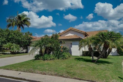 638 Poinsettia Park Ct, Encinitas, CA 92024-2758