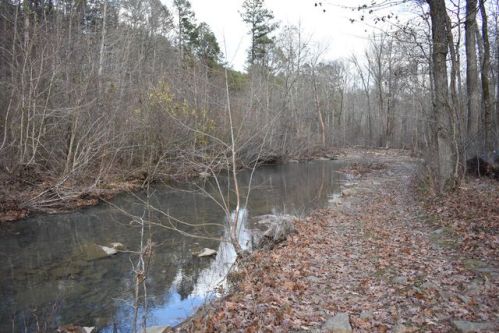 1716 Akins Creek Rd, Clinton, AR 72031-7613