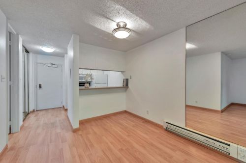 8122 Shelter Creek Ln, San Bruno, CA 94066-6032