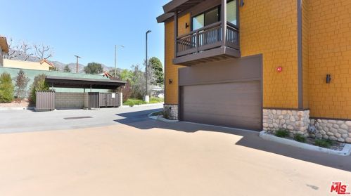 4201 Pennsylvania Ave, Glendale CA  91214 exterior